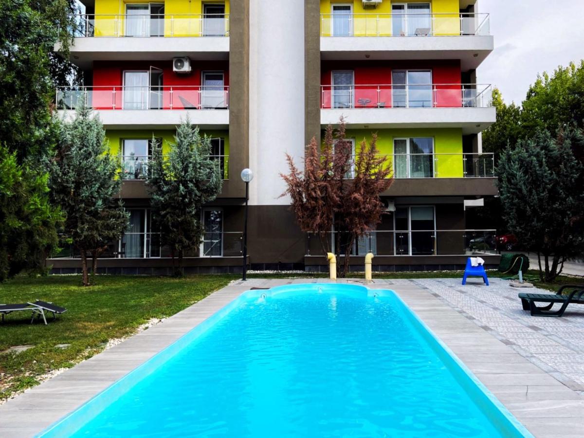The Airport Loft Apartment Otopeni Ngoại thất bức ảnh