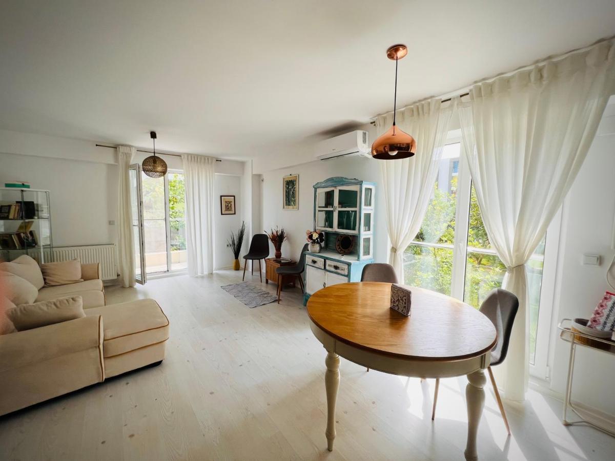 The Airport Loft Apartment Otopeni Ngoại thất bức ảnh