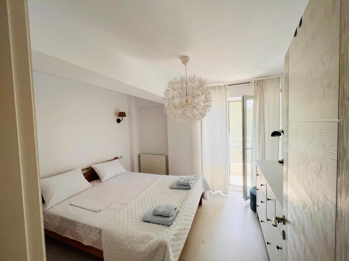 The Airport Loft Apartment Otopeni Ngoại thất bức ảnh